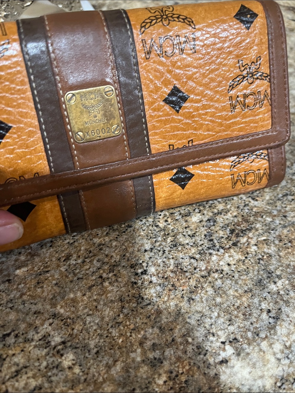 MCM EUC Visetos and Dark Brown Coated Canvas and Leather Trifold Wallet - Picture 6 of 10